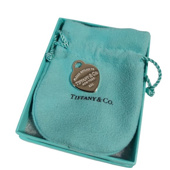 925 Silver Tiffany &Co Ladies Please Return NY Heart charm...